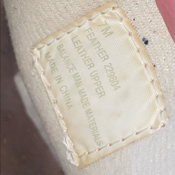 Mule Shoes - Picture 3 of 3